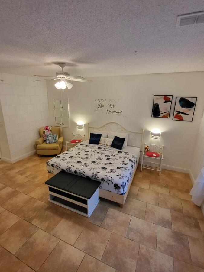 Cozy And Comfortable Apt Near Disney Kissimmee Exterior photo